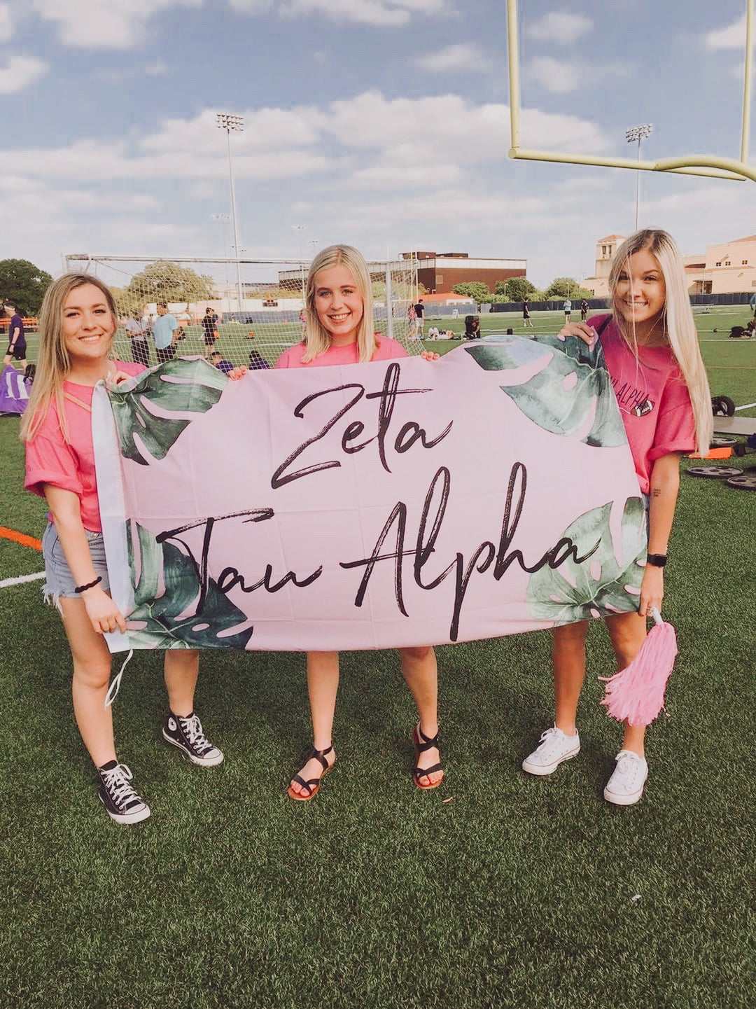 Alpha Phi Tropical Flag